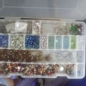 Beads to make jewlery